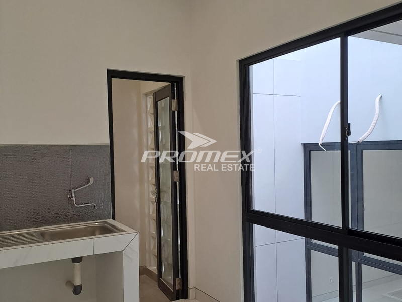 dijual-rumah-di-kota-wisata