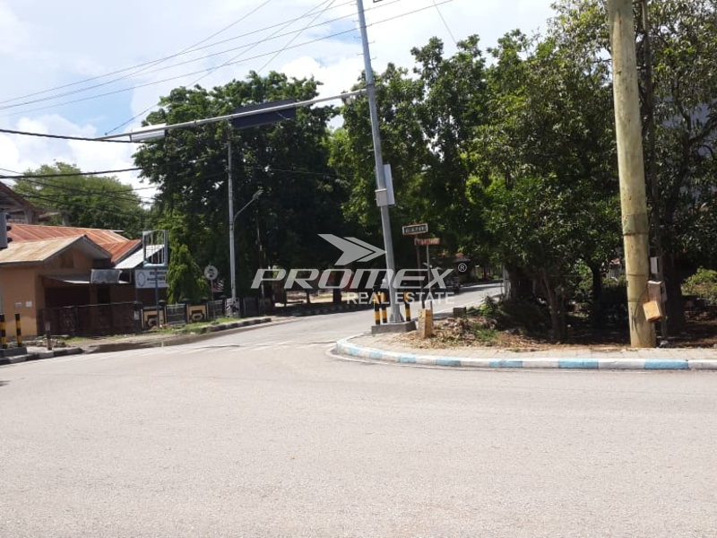 dijual-tanah-rumah-sangat-strategis-tengah-kota-kupang-cocok-utk-bisnis-dan-investasi-a-kupang-cocok-buat-bisnis