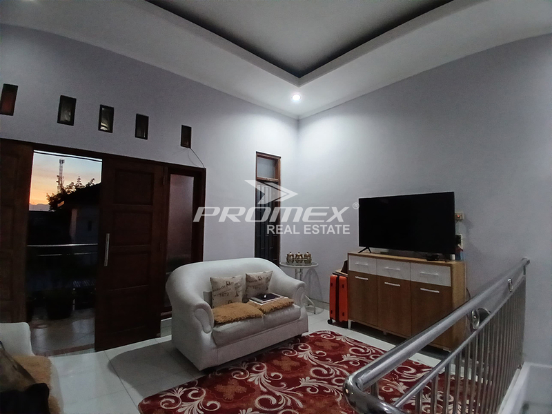dijual-rumah-siap-huni-di-gentan-sukoharjo
