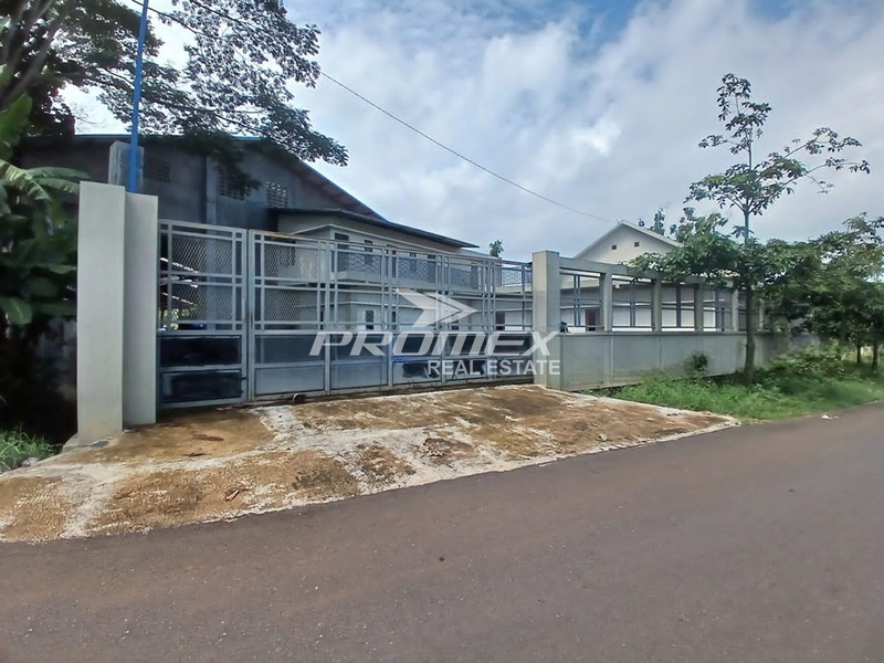 dijual-gudang-siap-pakai-di-mojogedang-karanganyar