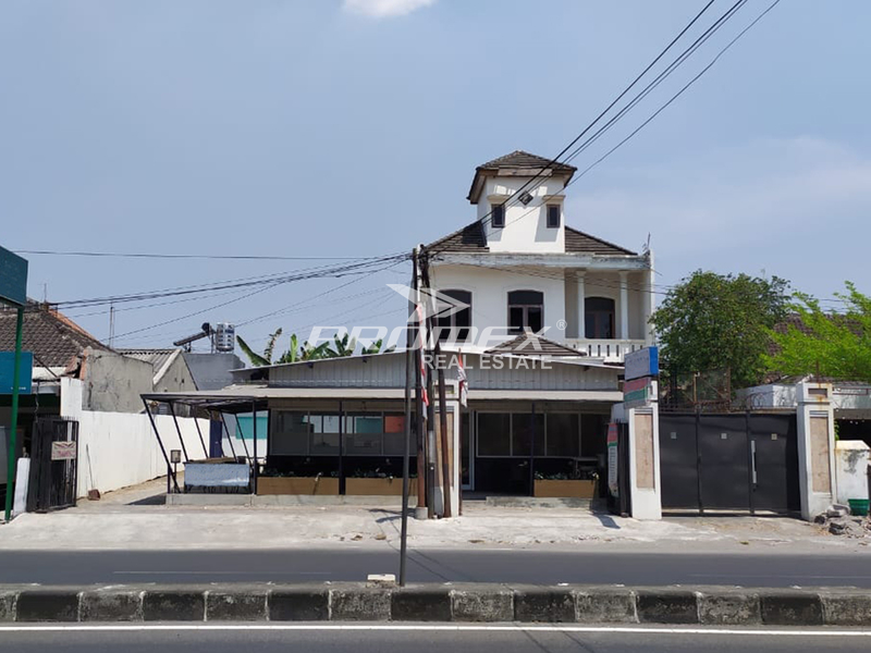 dijual-rumah-tempat-cafe-strategis-di-jl-a-yani-solo