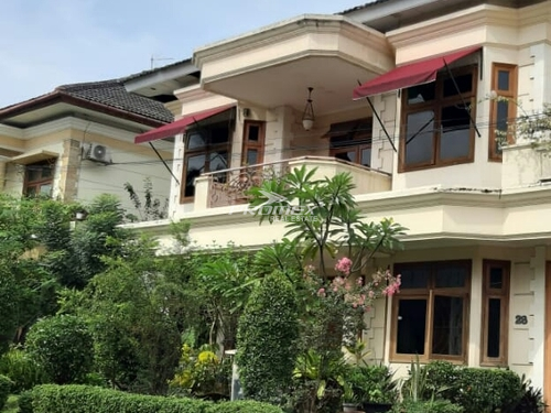 dijual-rumah-mewah-di-pondok-labu-luas-480-m-ada-kolam-renang