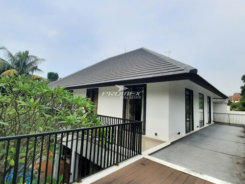 dijual-rumah-mewah-di-mutiara-kemang-desain-arsitek-pool-amp-ventilasi-alami