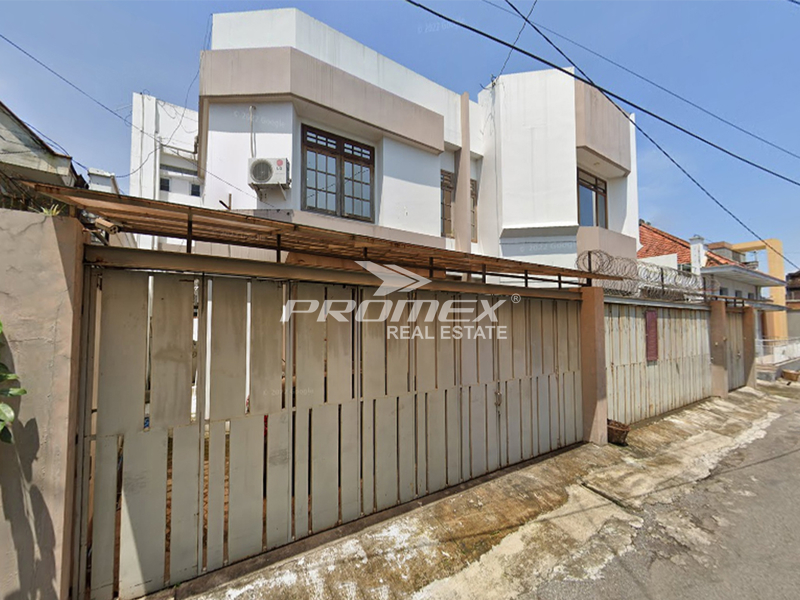 dijual-rumah-cantik-amp-luas-siap-huni-di-lojiwetan-solo