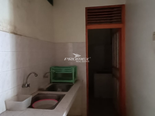 tinggal-di-tengah-kota-tanpa-ribet-rumah-2kt-garasi-shm