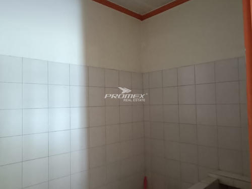tinggal-di-tengah-kota-tanpa-ribet-rumah-2kt-garasi-shm