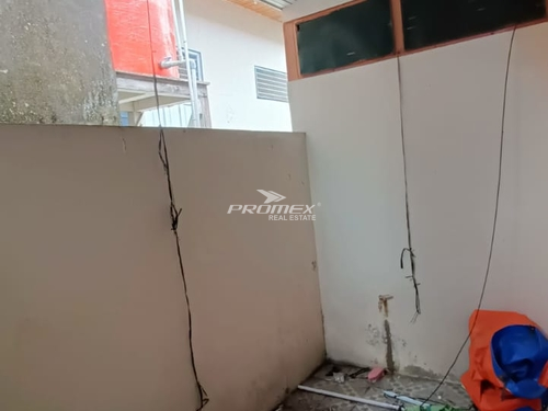 tinggal-di-tengah-kota-tanpa-ribet-rumah-2kt-garasi-shm