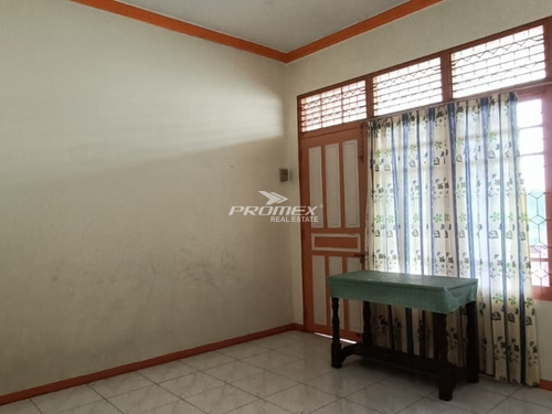 tinggal-di-tengah-kota-tanpa-ribet-rumah-2kt-garasi-shm