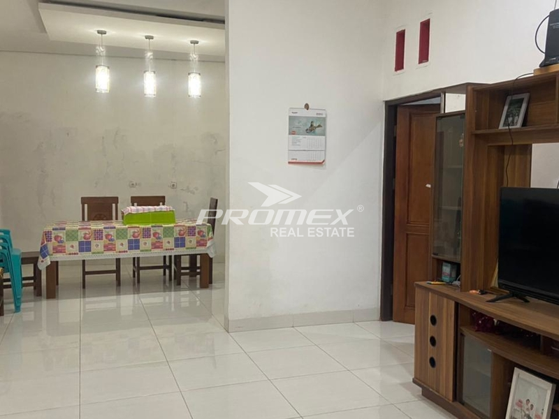 dijual-rumah-area-oepura-kupang