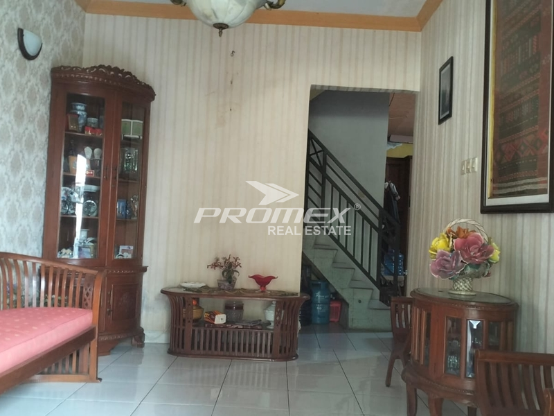 rumah-2-lantai-di-dalam-kompleks-tenang-di-cimanggu-bogor