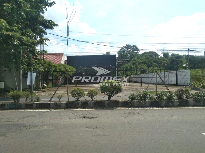 dijual-eks-resto-di-papahan-karanganyar