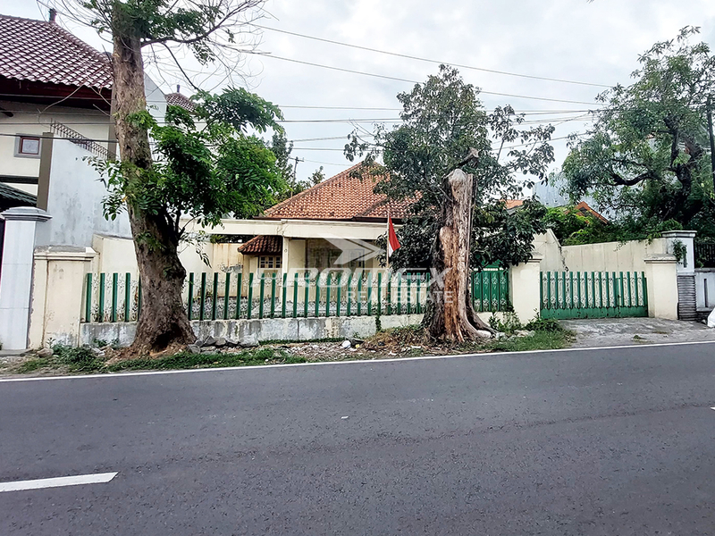 dijual-rumah-siap-huni-di-jl-mt-haryono-solo