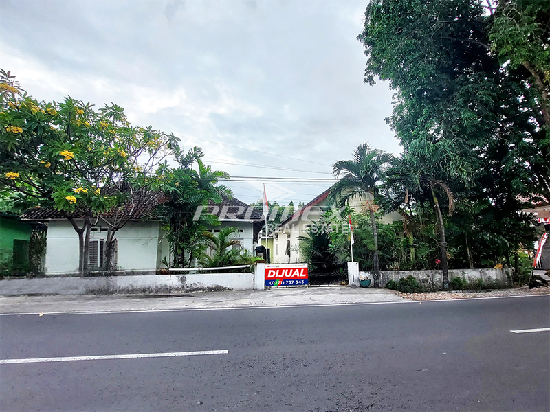 dijual-rumah-siap-huni-di-jl-mt-haryono-solo