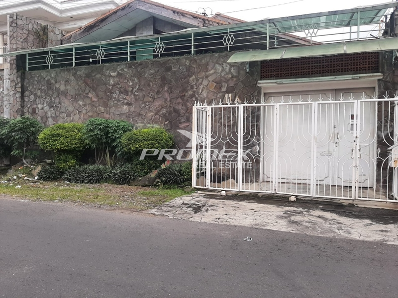 rumah-disewakan-di-lojiwetan-solo