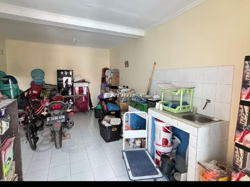 rumah-siap-huni-dengan-posisi-hook-di-bekasi-utara-lokasi-strategis