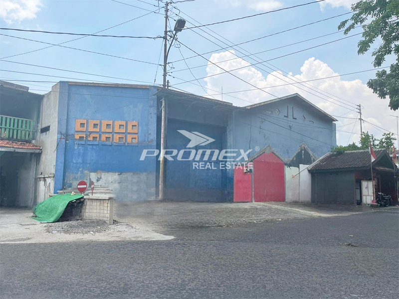 dijual-dan-disewakan-gudang-siap-pakai-di-ketelan-solo