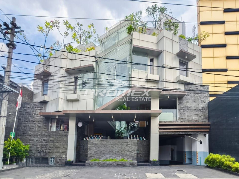 dijual-hotel-tengah-kota-yogyakarta-berlokasi-di-jl-sosrowijayan-yogyakarta