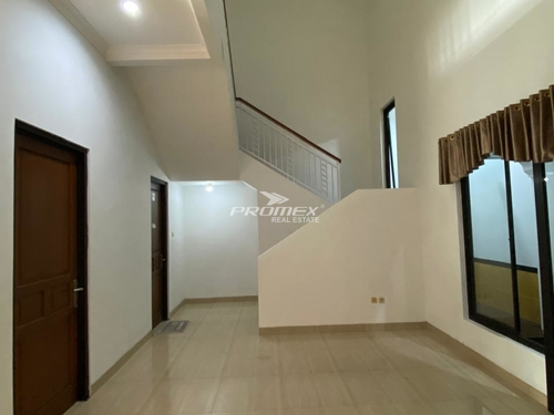 nusa-loka-jalan-ambon-ma-09-sektor-14-6-bsd-city-tangerang-selatan