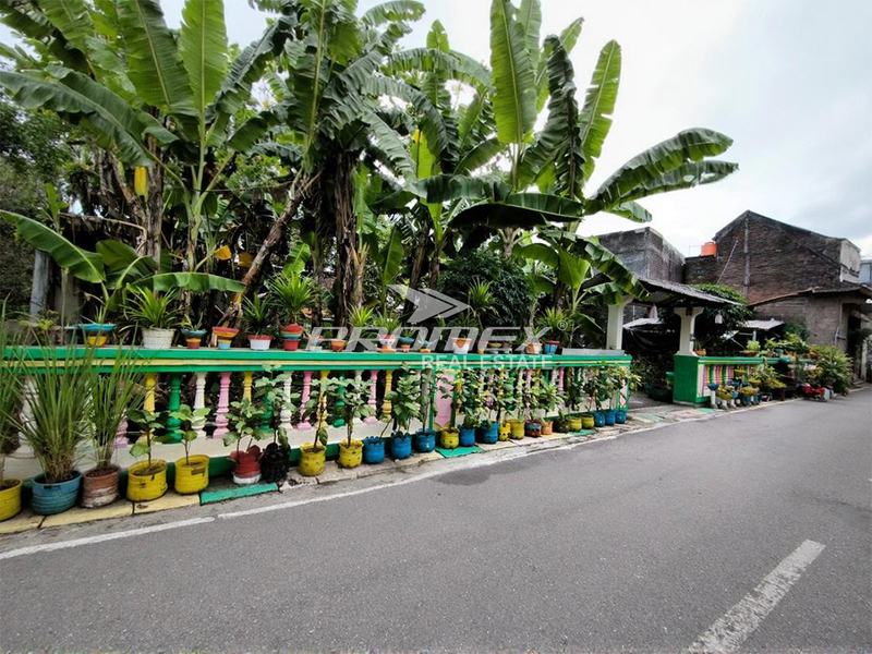 dijual-tanah-bonus-bangunan-lama-di-pajang-solo