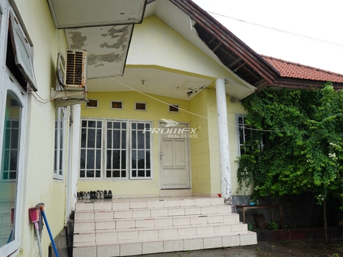 dijual-rumah-super-murah-depan-pantai-namosain