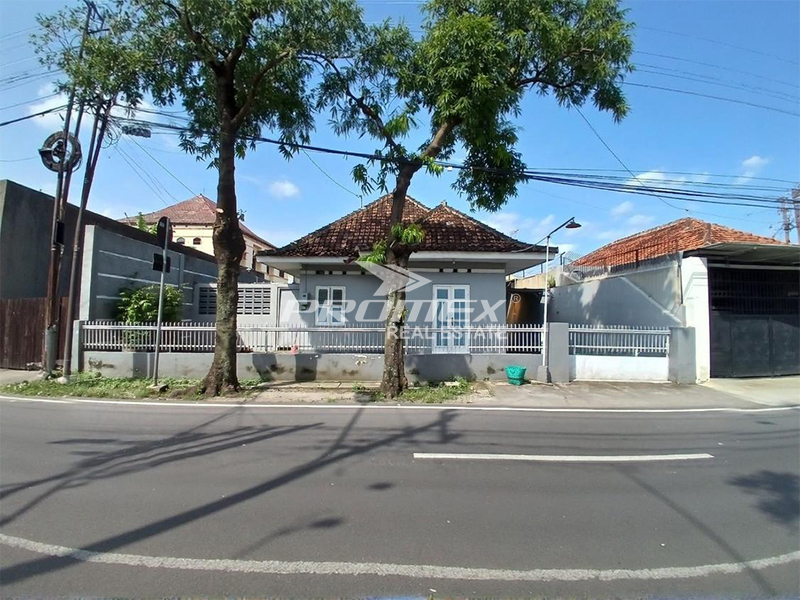 disewakan-rumah-di-kawasan-danukusuman-solo