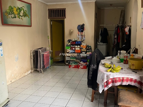 rumah-hook-bu-jual-cepat-dalam-komplek-di-pamulang