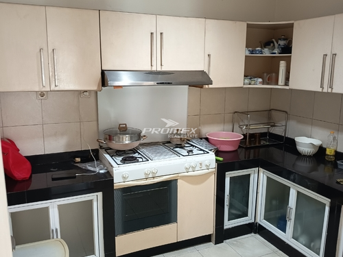 rumah-dalam-kompleks-jalan-transyogi-cibubur