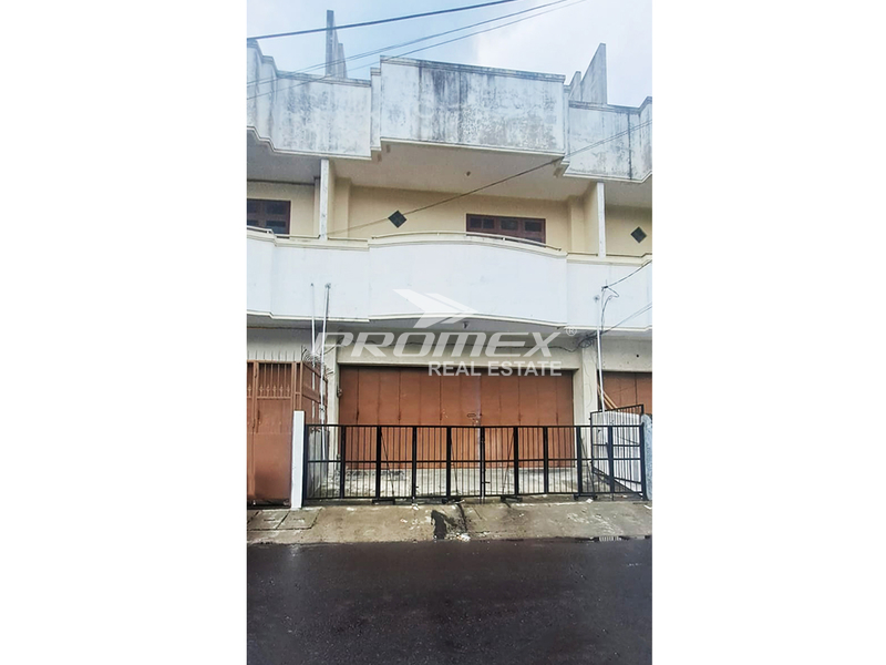 disewakan-ruko-3-lantai-di-sriwedari-solo