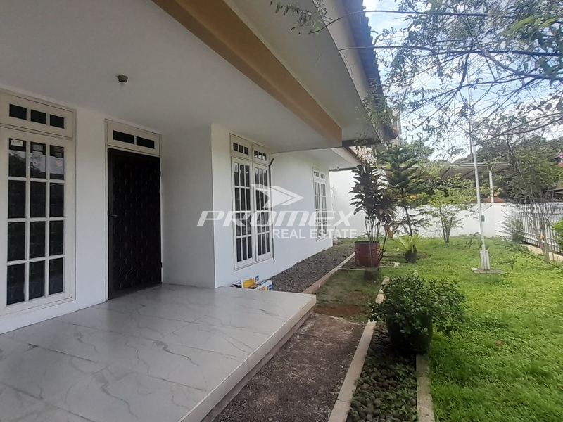 Rumah Nyaman dan Asri Dalam Komplek di  Kalibata Security One Gate System