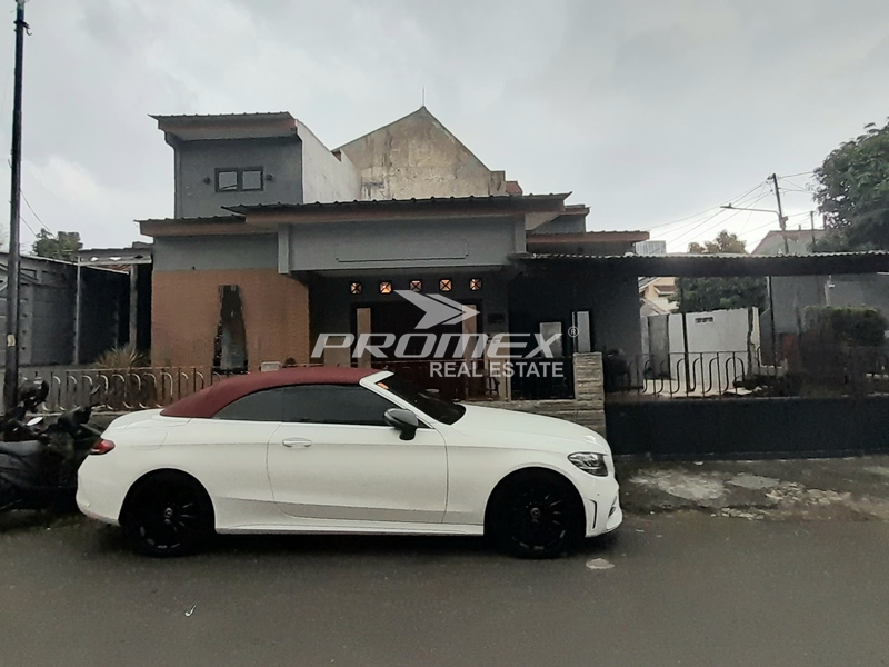 Rumah di Cilandak Barat dekat Tol Andara dan TB. Simatupang Row Jalan Lebar