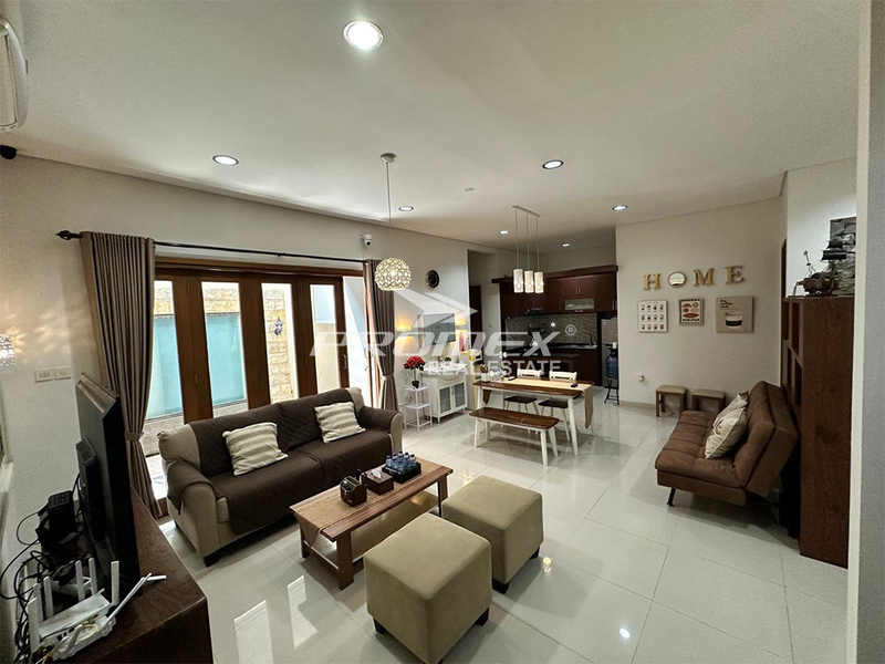 dijual-rumah-nyaman-dan-full-furnish-siap-huni-di-perum-alexandria-karanganyar