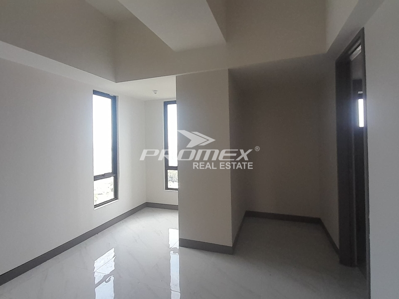 apartemen-pakuwon-residence-pekayon-bekasi-view-pool-city-posisi-hook-kondisi-baru