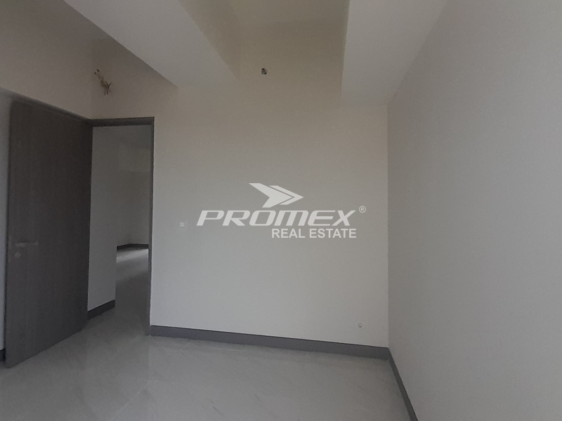 apartemen-pakuwon-residence-pekayon-bekasi-view-pool-city-posisi-hook-kondisi-baru