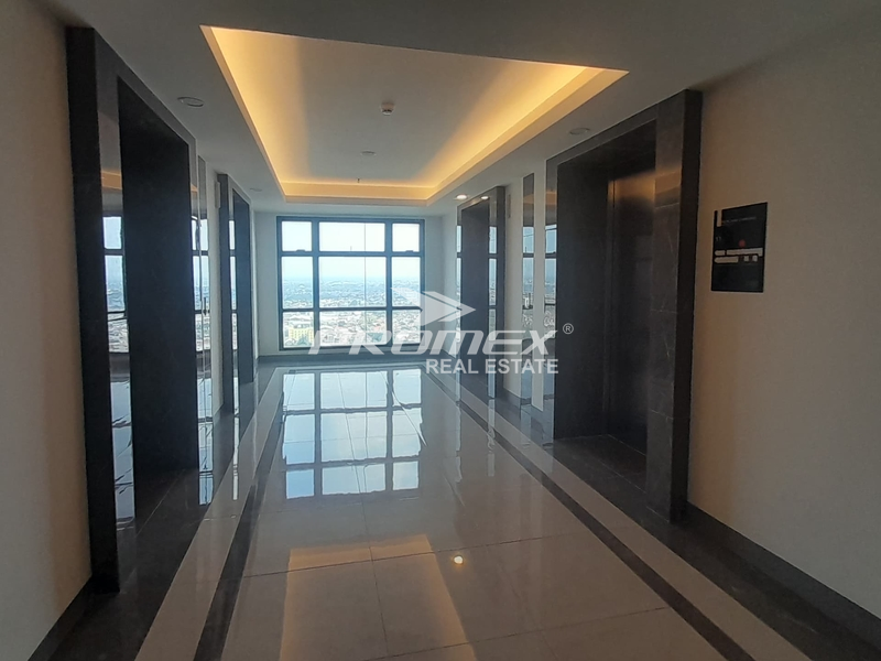 apartemen-pakuwon-residence-pekayon-bekasi-view-pool-city-posisi-hook-kondisi-baru