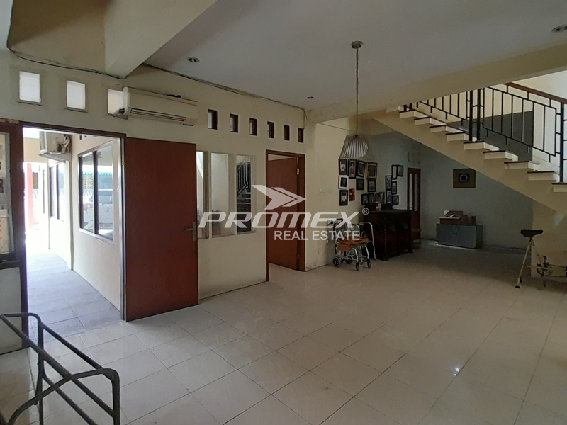 rumah-di-cawang-dekat-di-panjaitan-dan-pintu-tol-wiyoto-wiyono-cocok-juga-untuk-investasi-kost-an