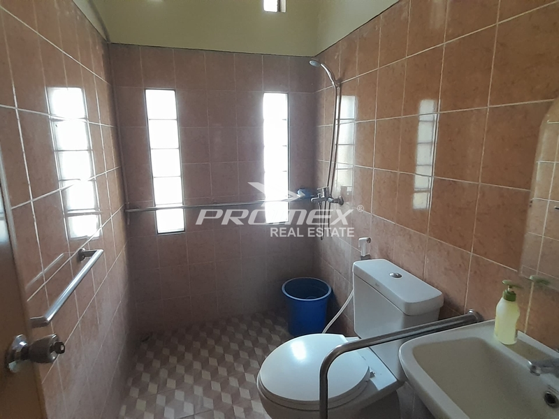rumah-di-cawang-dekat-di-panjaitan-dan-pintu-tol-wiyoto-wiyono-cocok-juga-untuk-investasi-kost-an