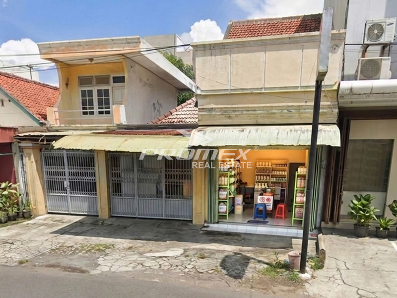 Dijual Rumah Strategis di Jl. Gatot Subroto, Solo