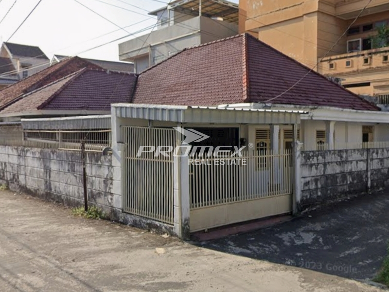 Ruumah dijual di pusat kota