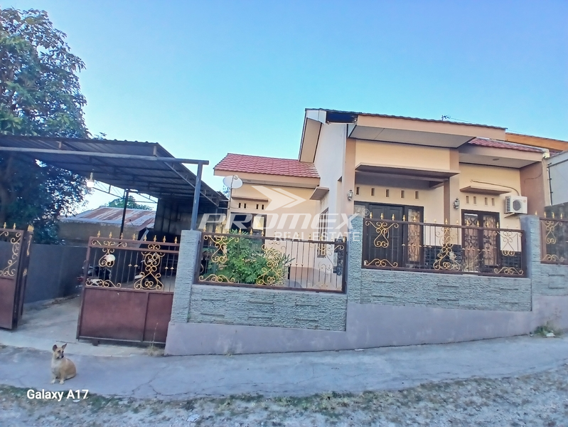 DISEWAKAN RUMAH  FULL FURNISHED LOKASI DEKAT RS BOROMEUS