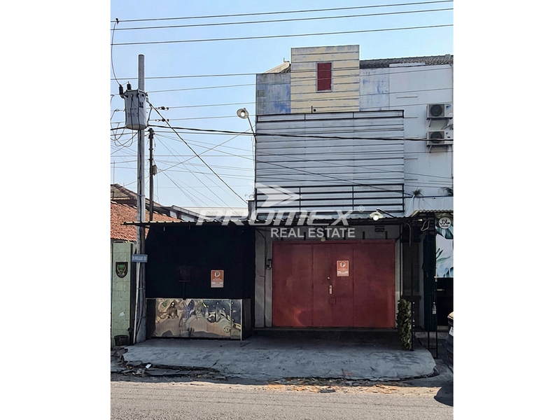 Dijual Ruko 2,5 Lantai Siap Pakai di Jl. Hasanudin, Solo