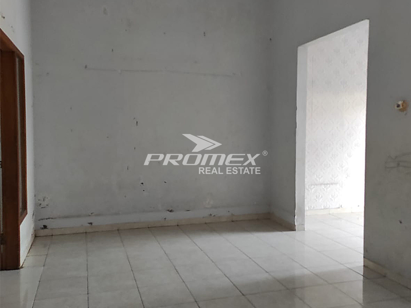 dijual-rumah-siap-huni-di-mangkubumen-solo