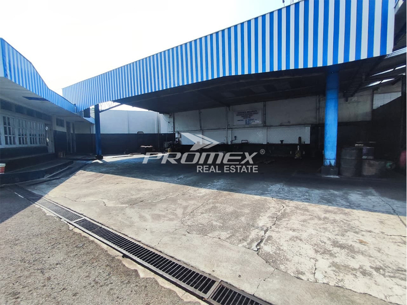 dijual-rumah-gudang-dan-begkel-strategis-di-jl-a-yani-solo