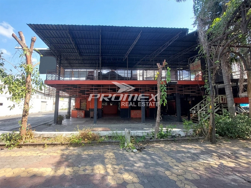Disewakan Bekas Resto Strategis di Jl. Slamet Riyadi, Solo