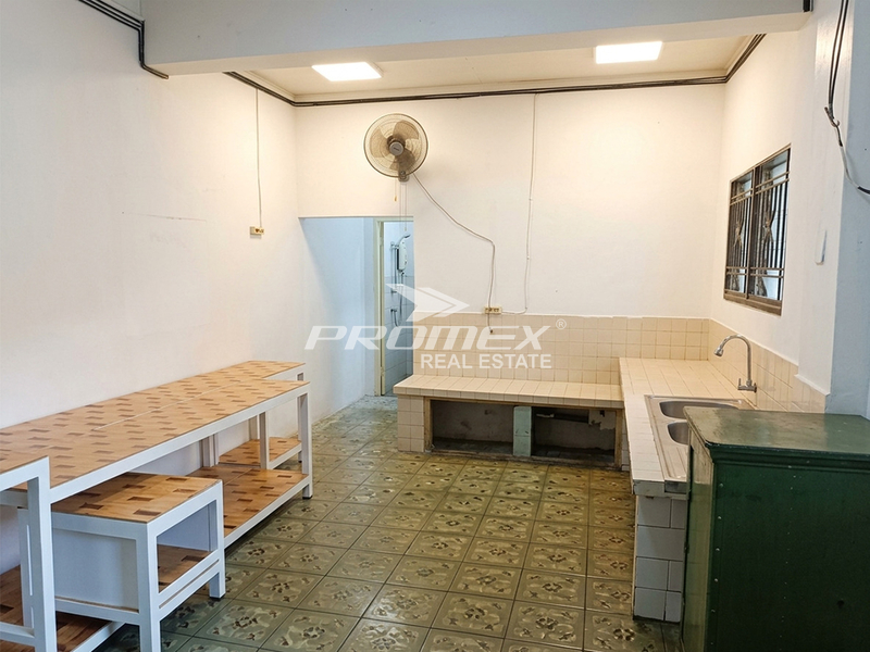 dijual-rumah-siap-huni-di-kratonan-solo