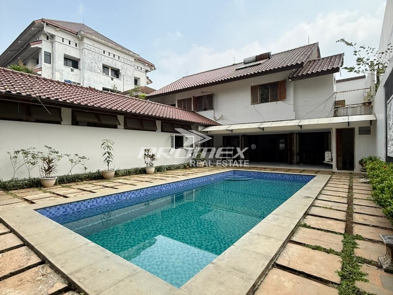 di-bawah-pasaran-rumah-2-lantai-pool-hanya-900-meter-ke-mrt-blok-m-lokasi-kebayoran-baru-jaksel