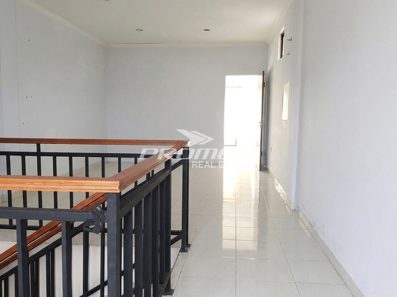 dijual-ruko-3-lantai-siap-pakai-di-jl-imam-bonjol-bali
