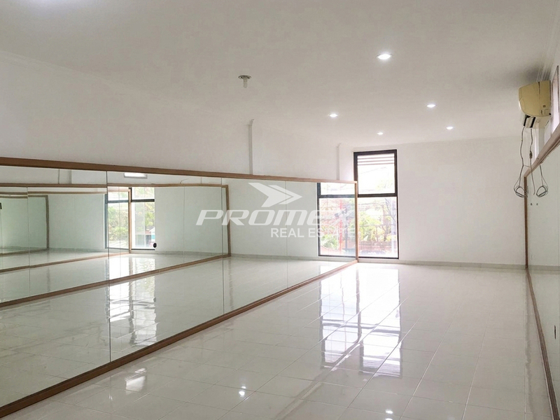 dijual-ruko-3-lantai-siap-pakai-di-jl-imam-bonjol-bali