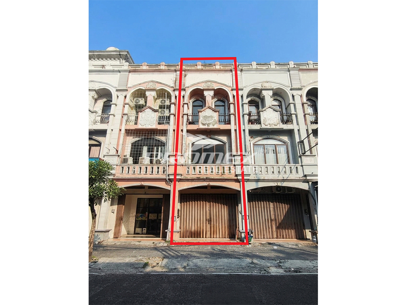 Dijual Ruko 3 Lantai di Yosodipuro, Solo