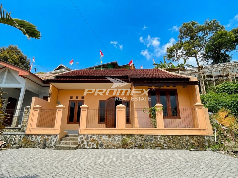 Dijual Rumah Siap Huni di Nglebak, Tawangmangu