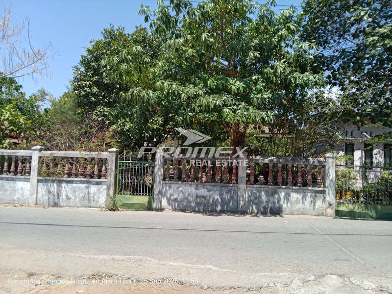 DISEWAKAN RUMAH LOKASI OEBOBO